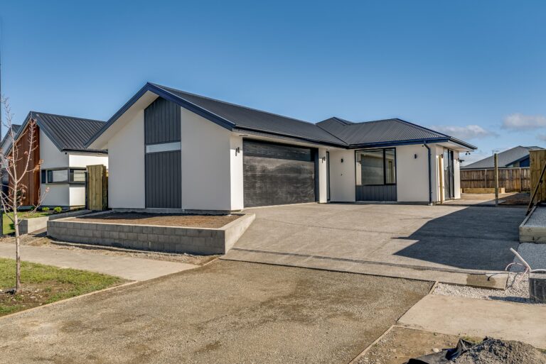 Palmer Avenue, Rolleston