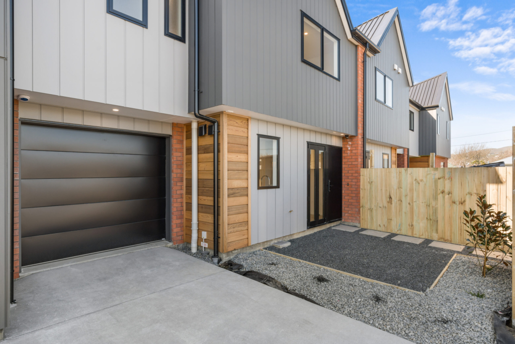 Exterior of 3-bedroom 5-unit townhouse development at Milton street, Somerfield