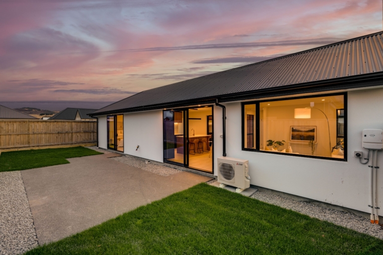 LOT 126 HAMPTONS – Spacious 4-Bed with Skylight Kitchen | Prebbleton